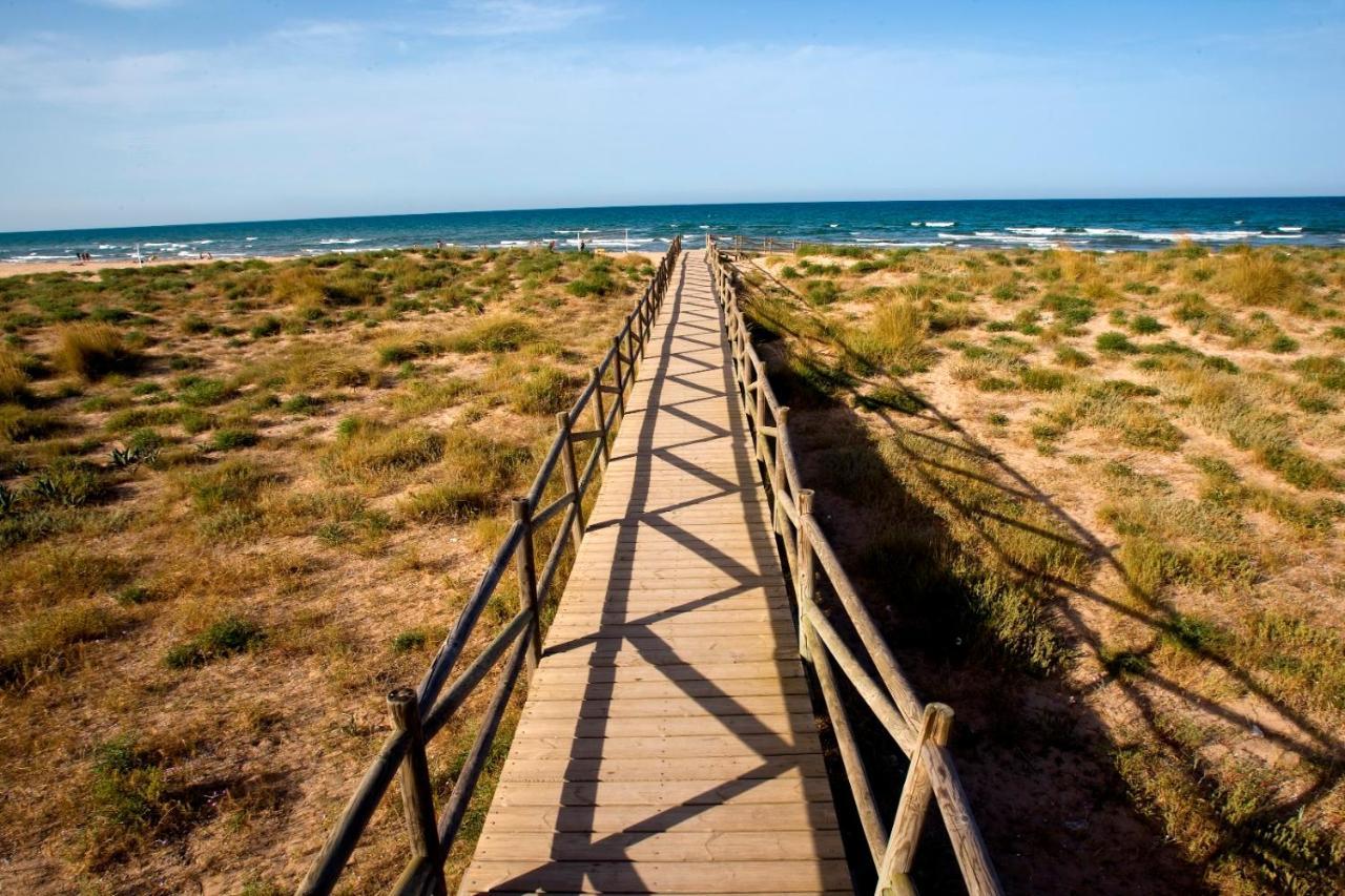 Playa de Gandia Capri Gandia Primera Linea - Alquiler Solo Familias מראה חיצוני תמונה