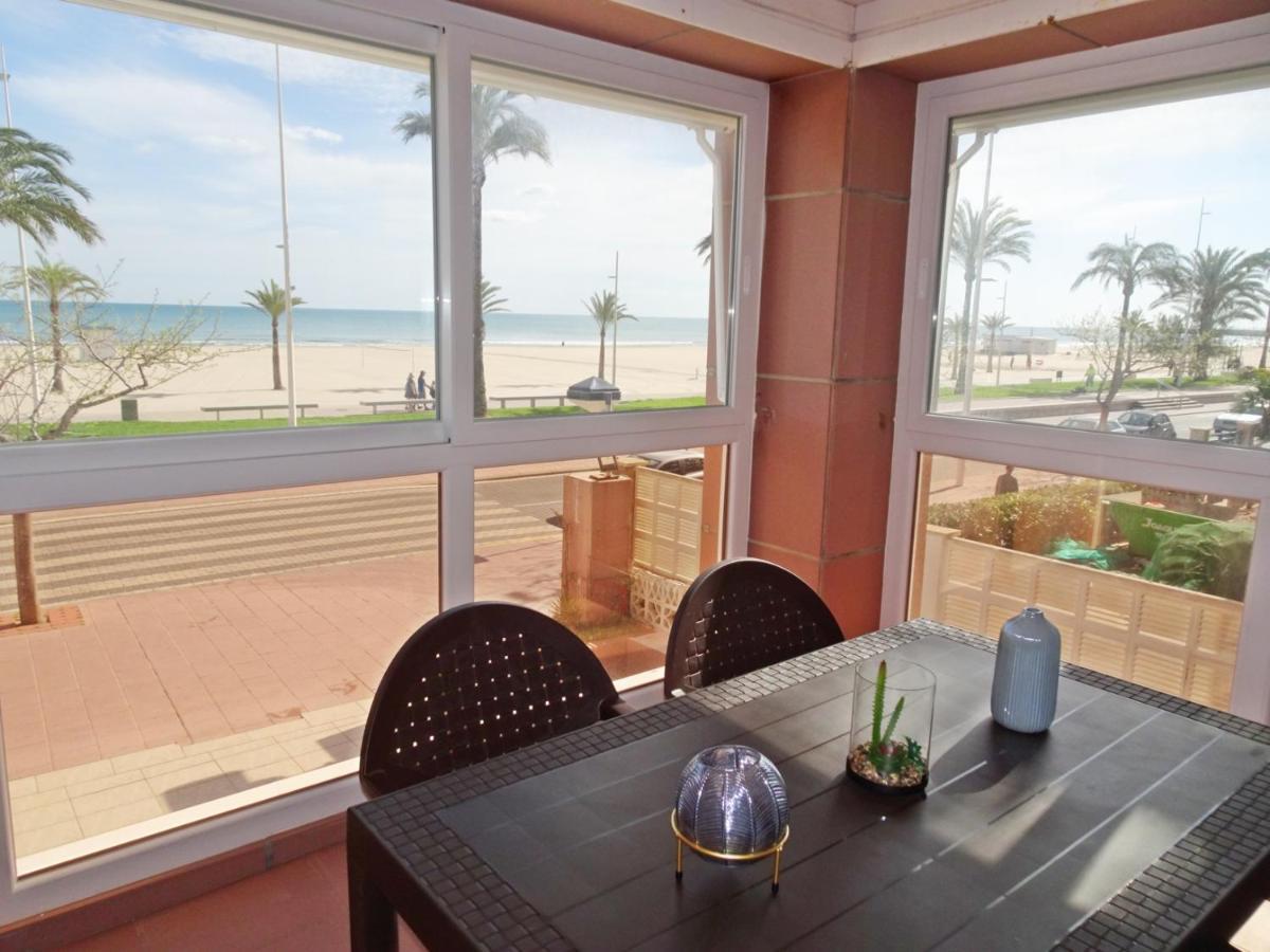 Playa de Gandia Capri Gandia Primera Linea - Alquiler Solo Familias מראה חיצוני תמונה