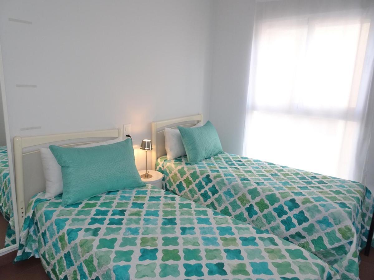 Playa de Gandia Capri Gandia Primera Linea - Alquiler Solo Familias מראה חיצוני תמונה