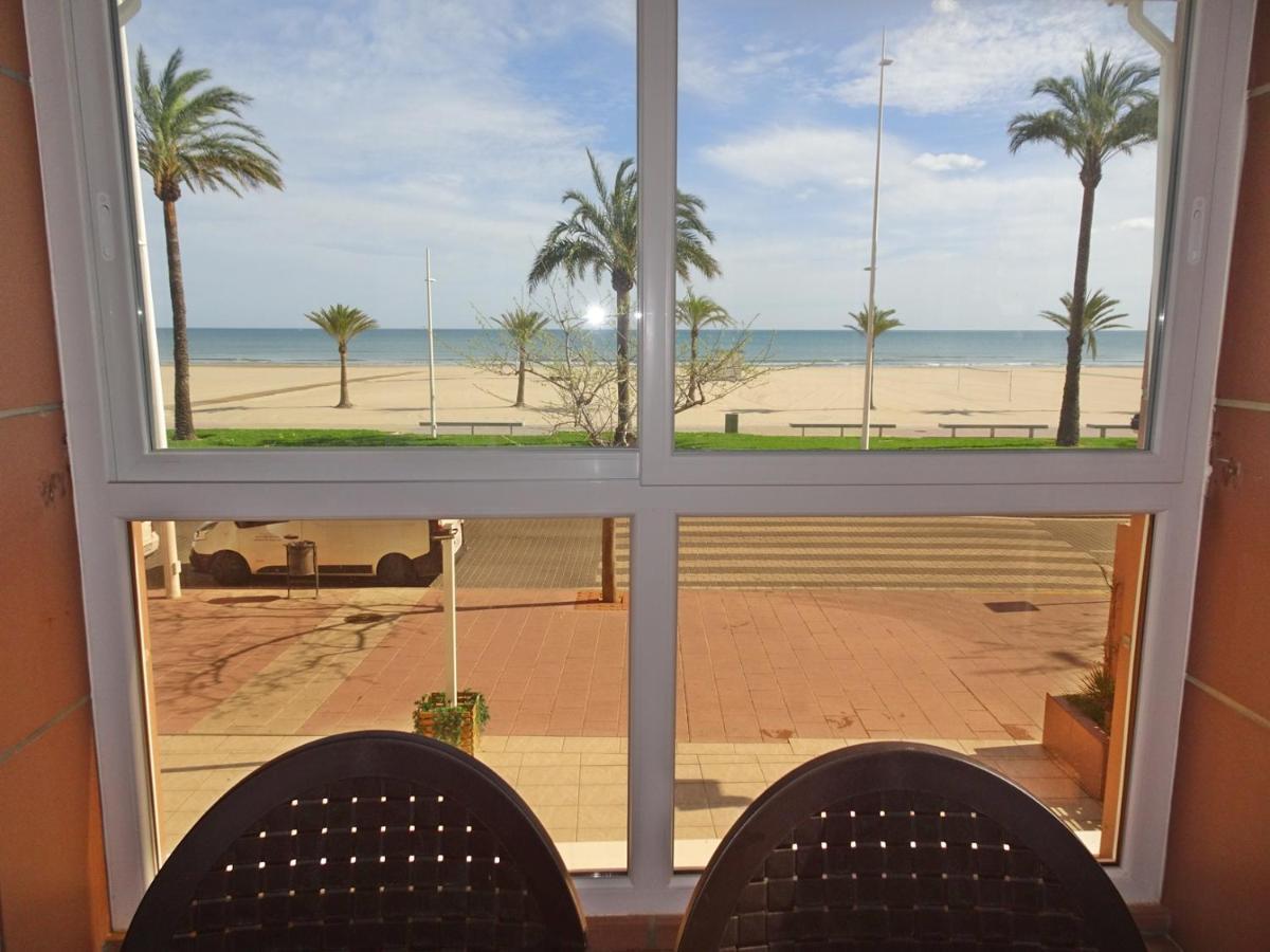 Playa de Gandia Capri Gandia Primera Linea - Alquiler Solo Familias מראה חיצוני תמונה