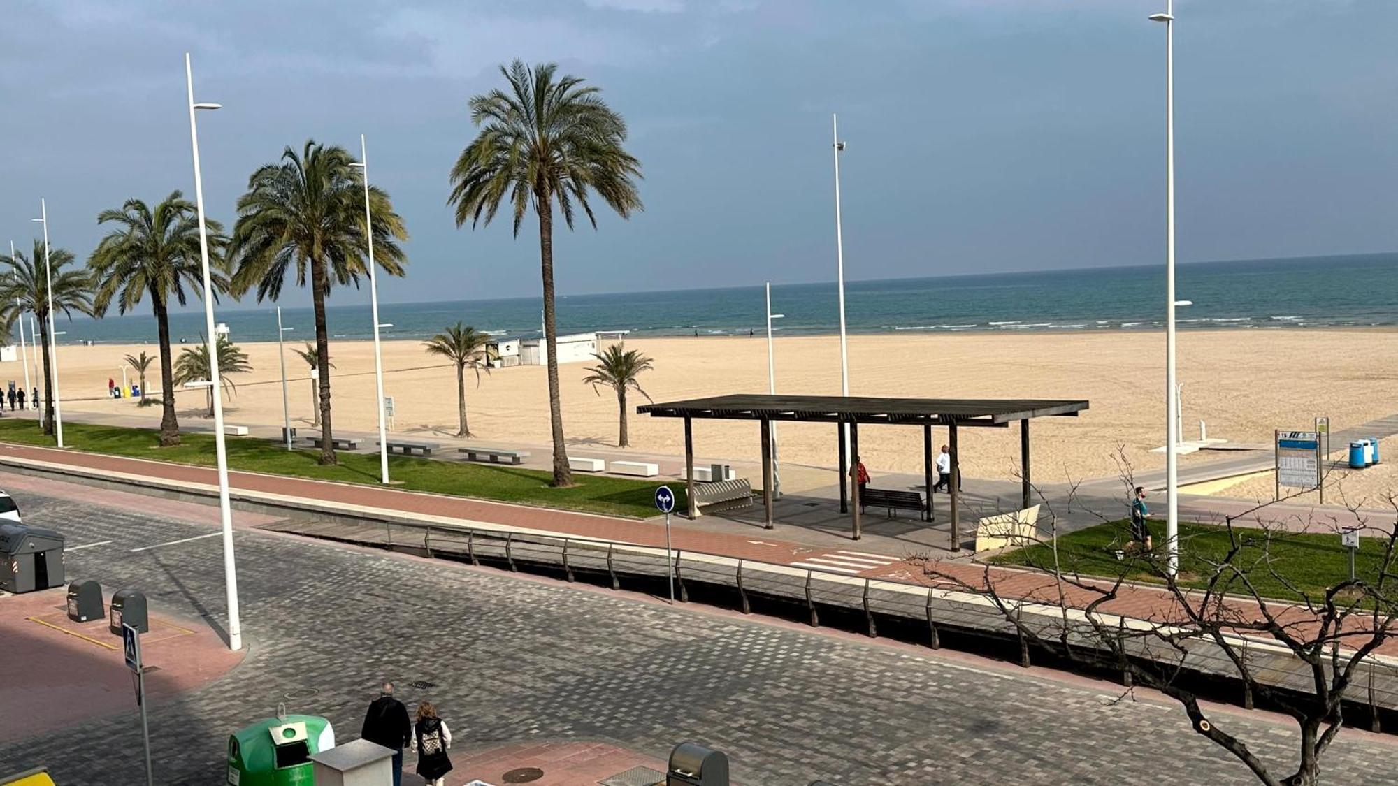 Playa de Gandia Capri Gandia Primera Linea - Alquiler Solo Familias מראה חיצוני תמונה